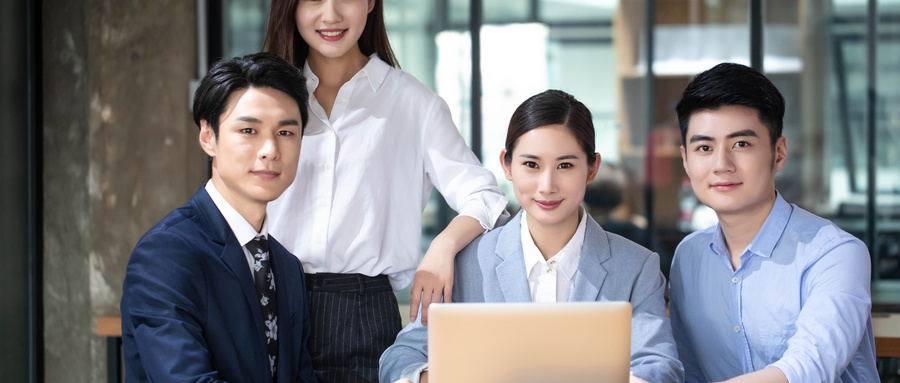 摄图网_500908861_wx_商务团队人像（非企业商用）.jpg