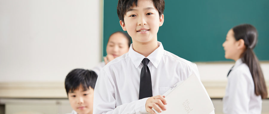 个性化展示自我介绍，有个性的自我介绍男生