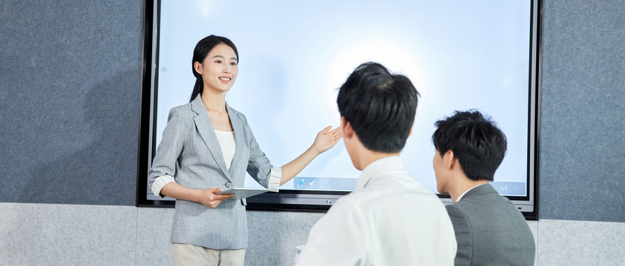 如何克服当众讲话的恐惧？